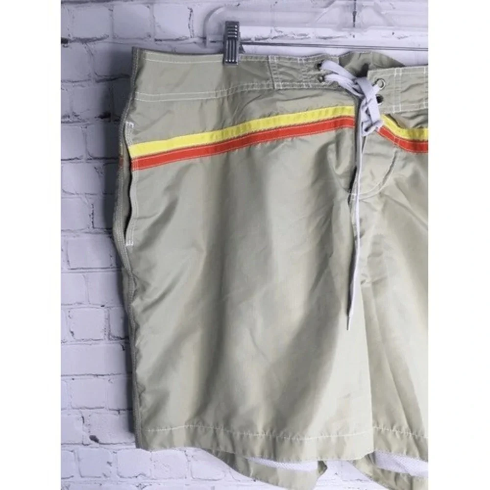 Old Navy Beige Pockets Lined Drawstring Beach Shorts Swim Trunks Men XXL Vietnam